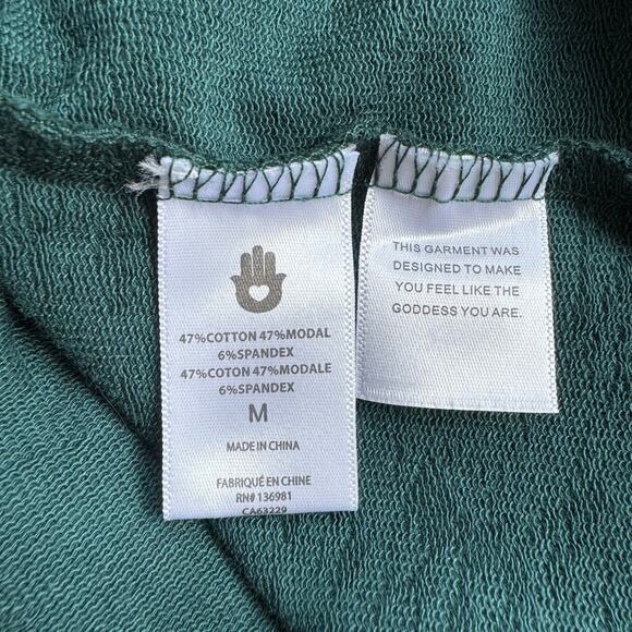 Spiritual Gangster Lizzy Cropped Sweatshirt Medium - Picture 7 of 7